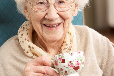 woman drinking tea